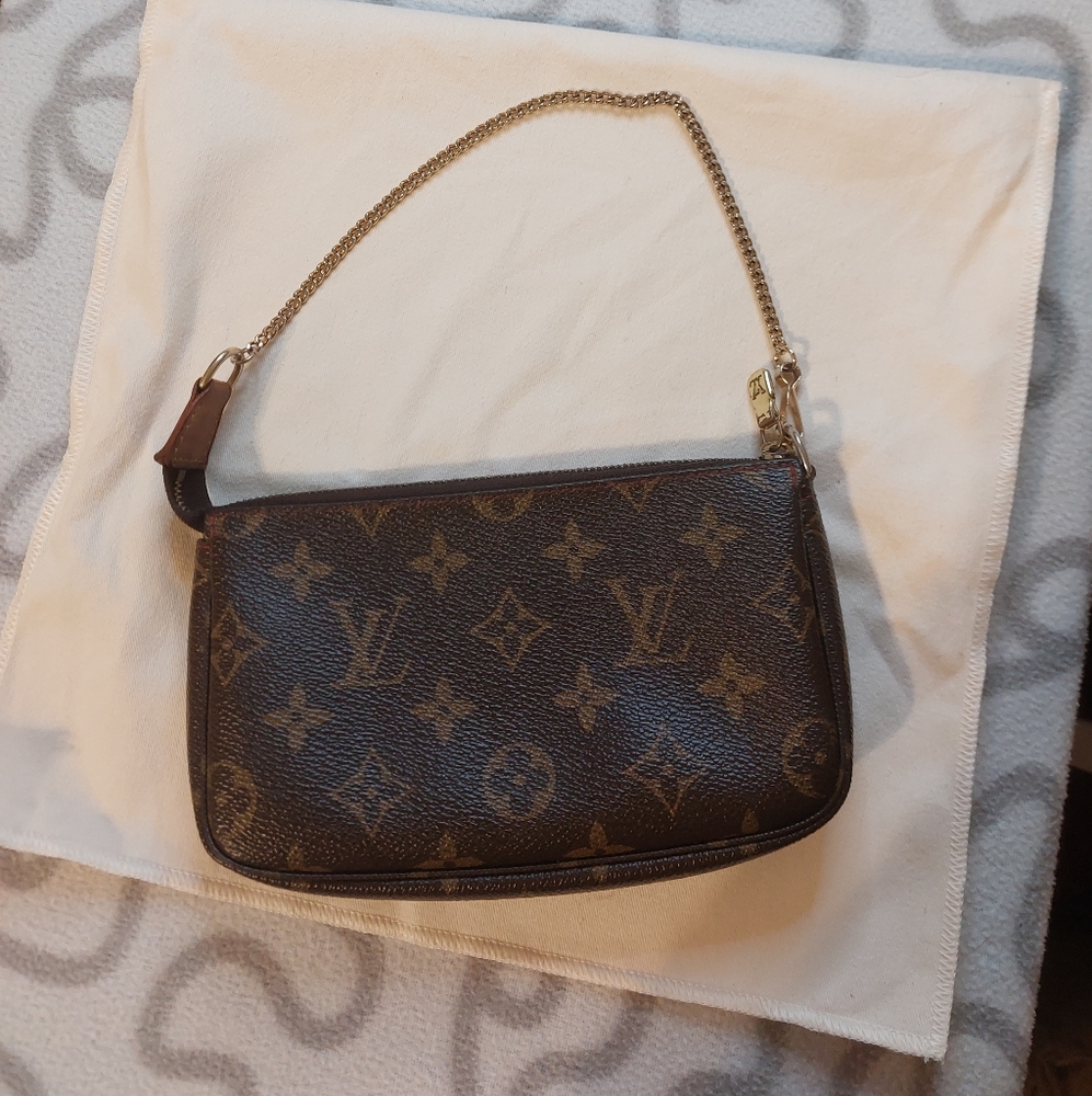 💖SOLD💖 Louis Vuitton Murakami Cherry Pochette bag - Picture 6 of 14